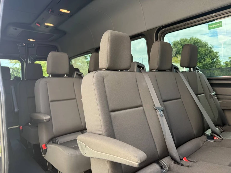 2026 Mercedes-Benz VS30 Sprinter - Image 8 of 11