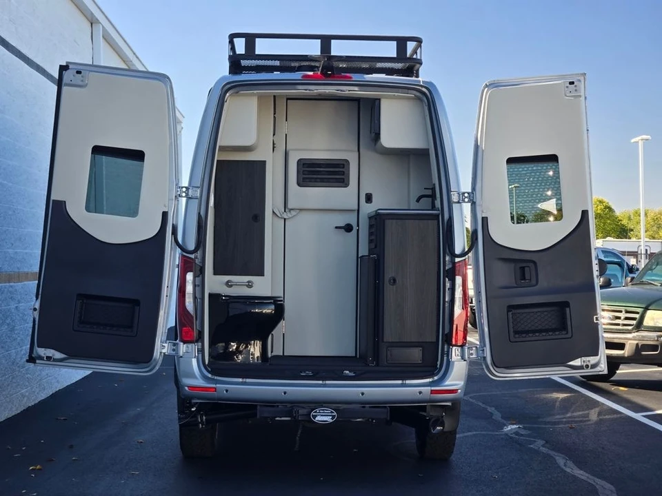 2026 Mercedes-Benz VS30 Sprinter - Image 6 of 21