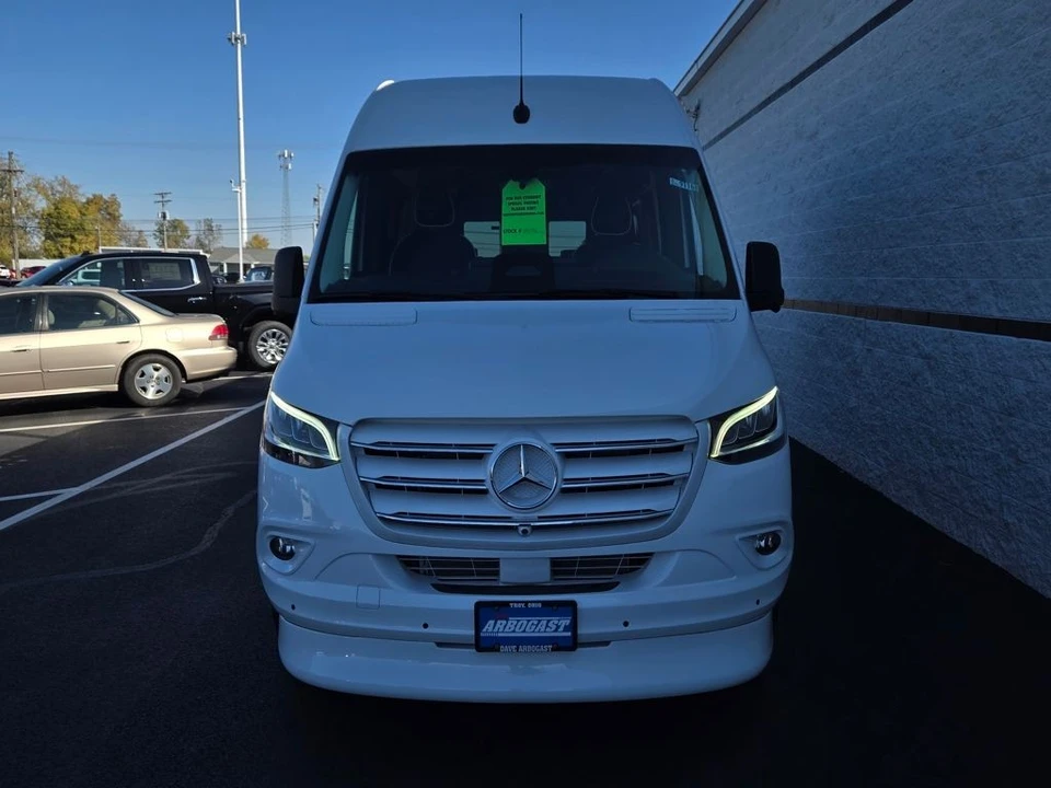 2026 Mercedes-Benz VS30 Sprinter - Image 5 of 21