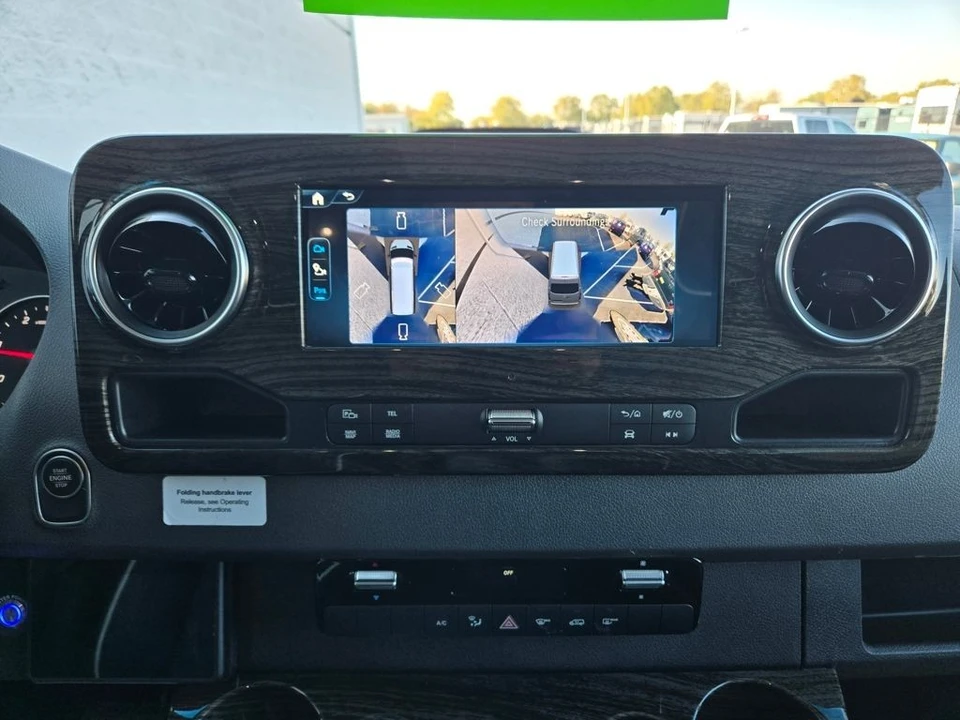 2026 Mercedes-Benz VS30 Sprinter - Image 14 of 21