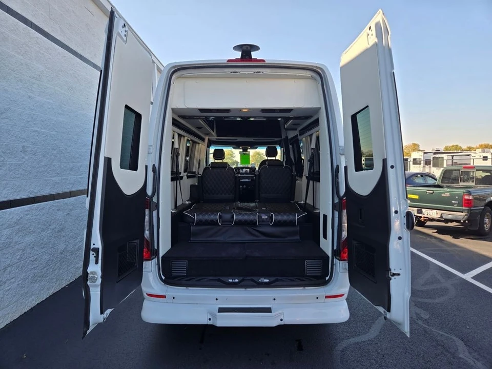 2026 Mercedes-Benz VS30 Sprinter - Image 4 of 21