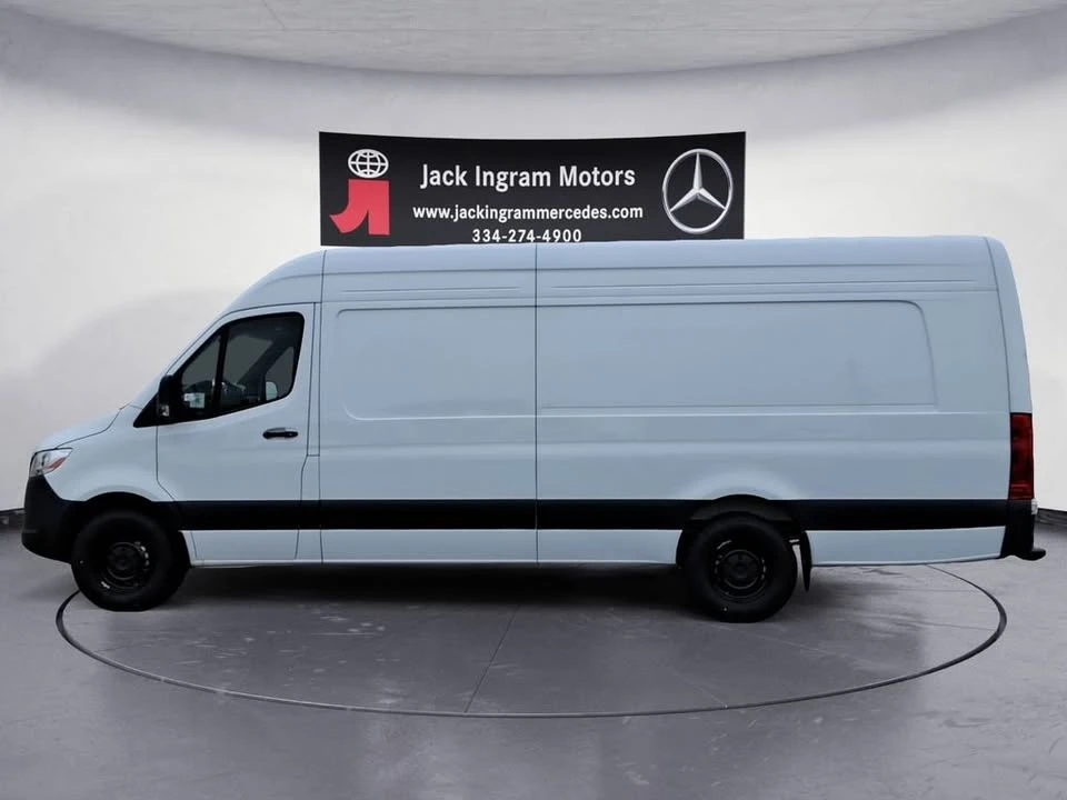 2026 Mercedes-Benz VS30 Sprinter - Image 14 of 16