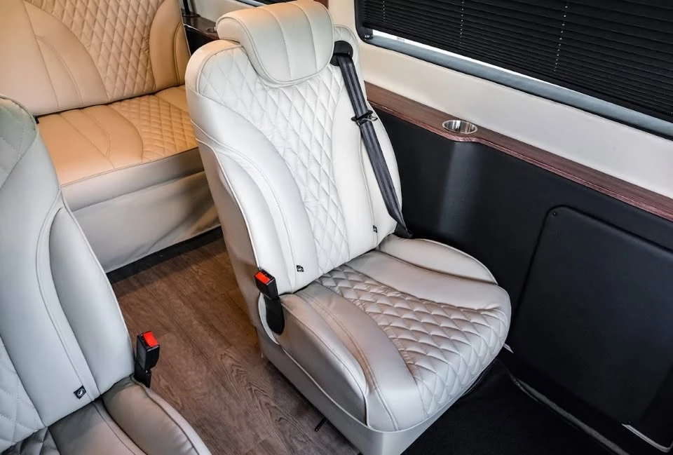 2026 Mercedes-Benz VS30 Sprinter - Image 7 of 15