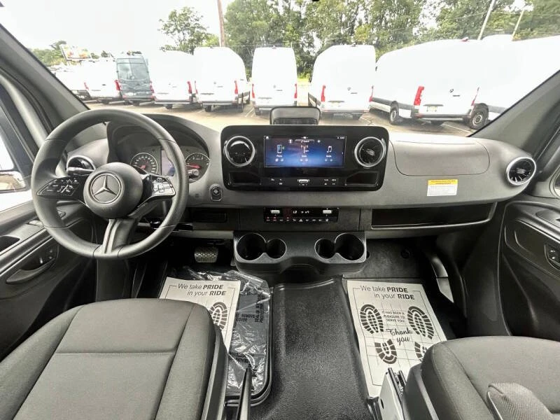 2026 Mercedes-Benz VS30 Sprinter - Image 19 of 20
