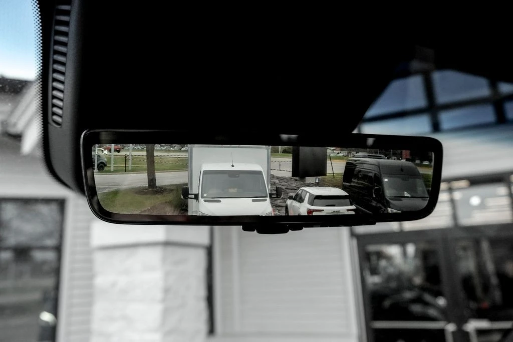 2026 Mercedes-Benz VS30 Sprinter - Image 18 of 31