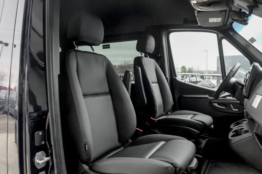 2026 Mercedes-Benz VS30 Sprinter - Image 25 of 31