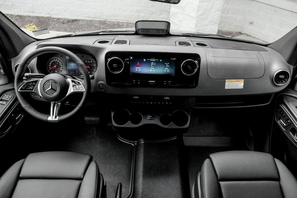 2026 Mercedes-Benz VS30 Sprinter - Image 21 of 31