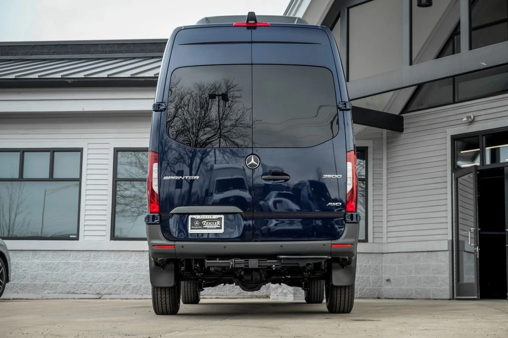 2026 Mercedes-Benz VS30 Sprinter - Image 8 of 31