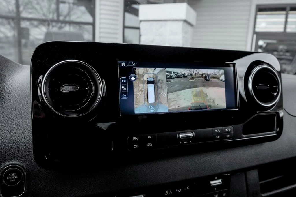 2026 Mercedes-Benz VS30 Sprinter - Image 16 of 21
