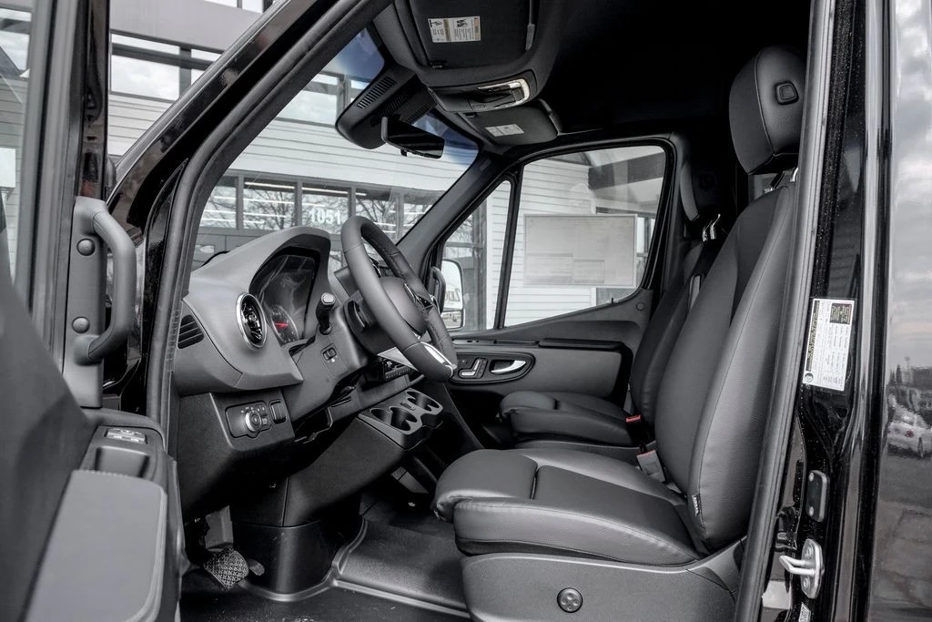 2026 Mercedes-Benz VS30 Sprinter - Image 12 of 21