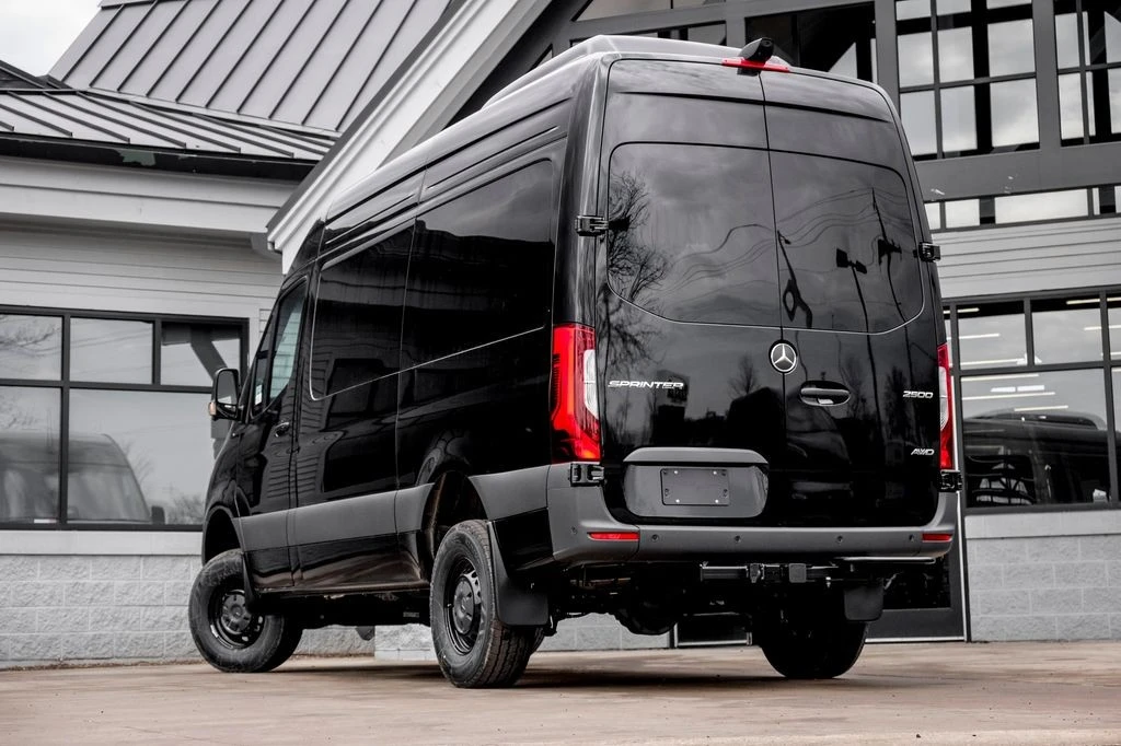 2026 Mercedes-Benz VS30 Sprinter - Image 2 of 21