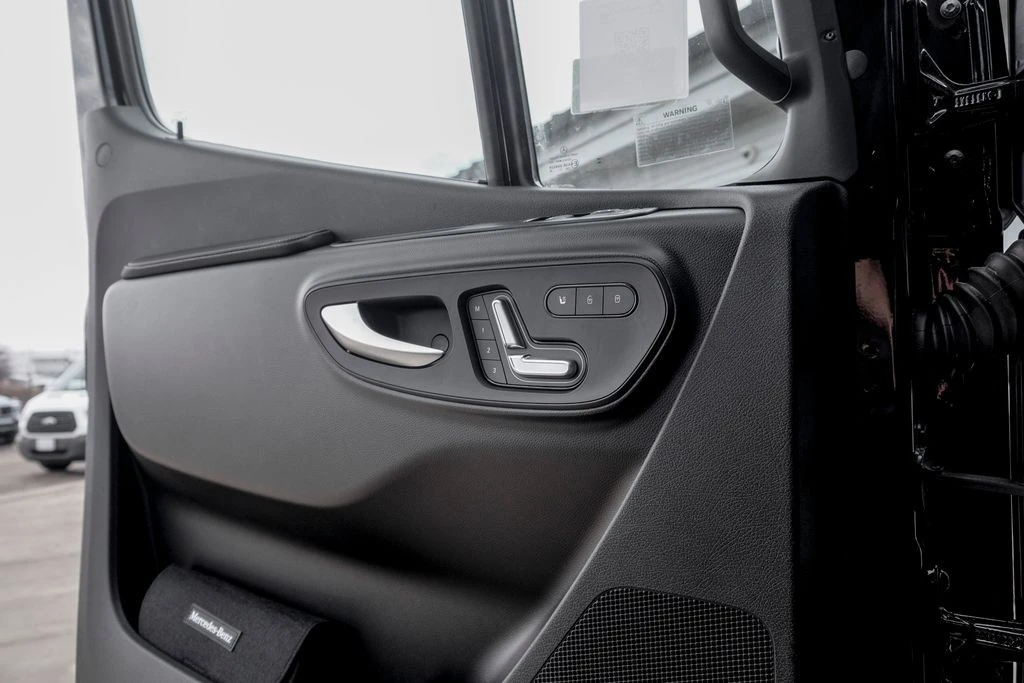 2026 Mercedes-Benz VS30 Sprinter - Image 14 of 21