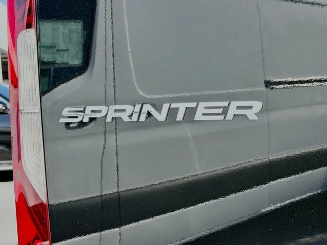 2026 Mercedes-Benz VS30 Sprinter - Image 12 of 21