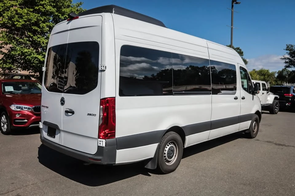 2026 Mercedes-Benz VS30 Sprinter - Image 7 of 19
