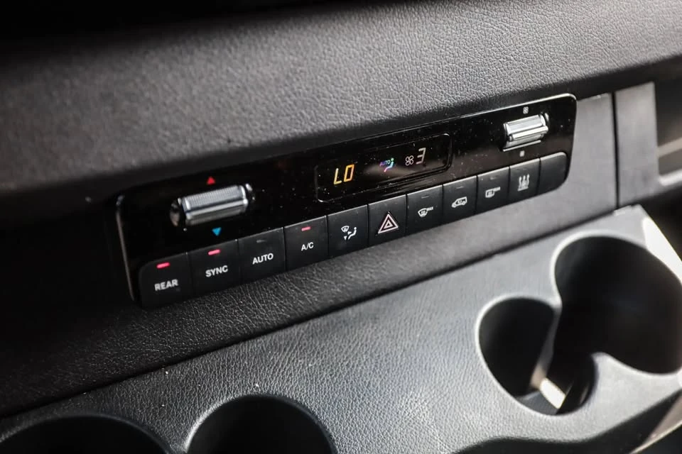 2026 Mercedes-Benz VS30 Sprinter - Image 18 of 19