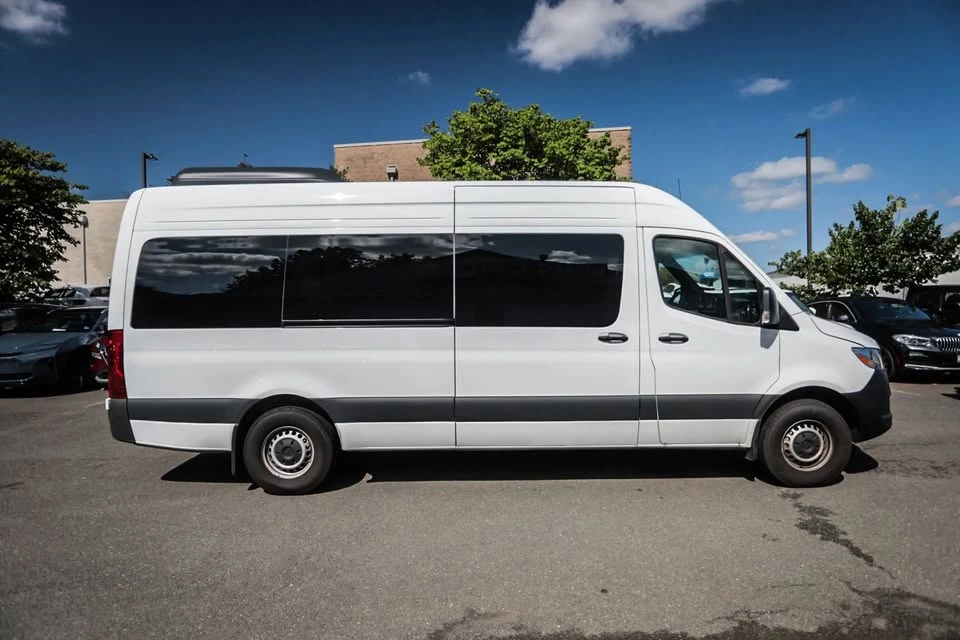2026 Mercedes-Benz VS30 Sprinter - Image 8 of 19