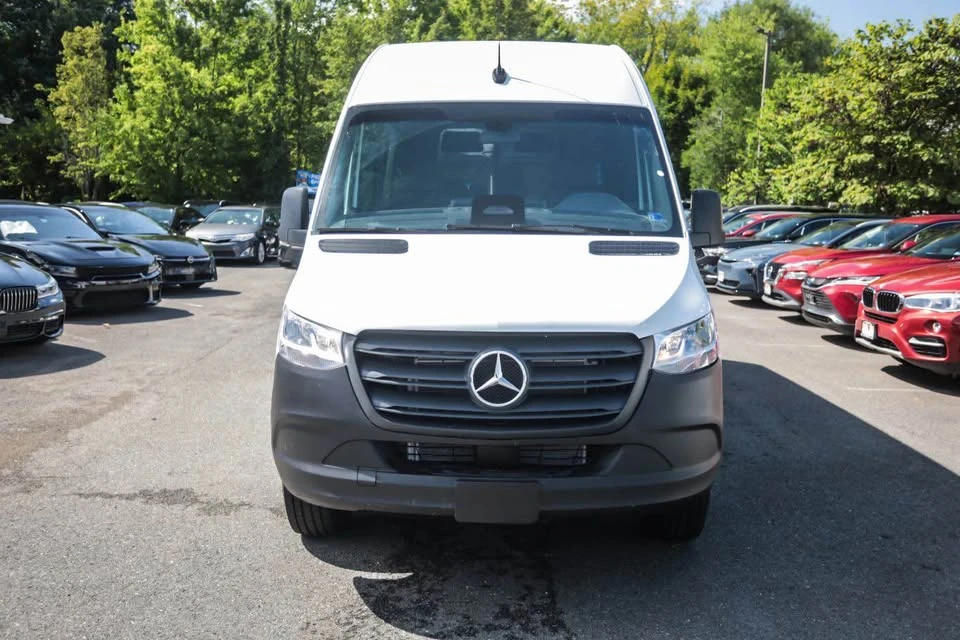 2026 Mercedes-Benz VS30 Sprinter - Image 3 of 17