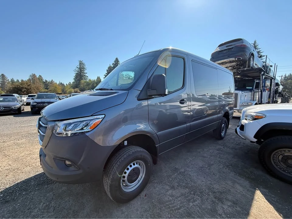 2026 Mercedes-Benz VS30 Sprinter - Image 3 of 10