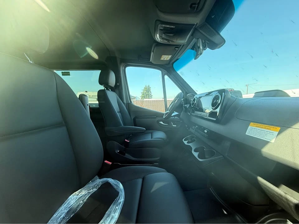 2026 Mercedes-Benz VS30 Sprinter - Image 10 of 10