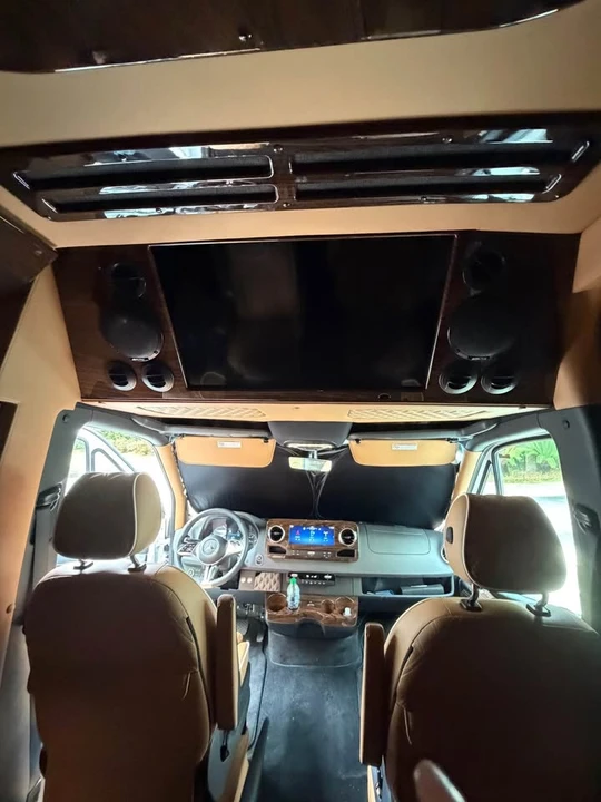2026 Mercedes-Benz VS30 Sprinter - Image 16 of 19