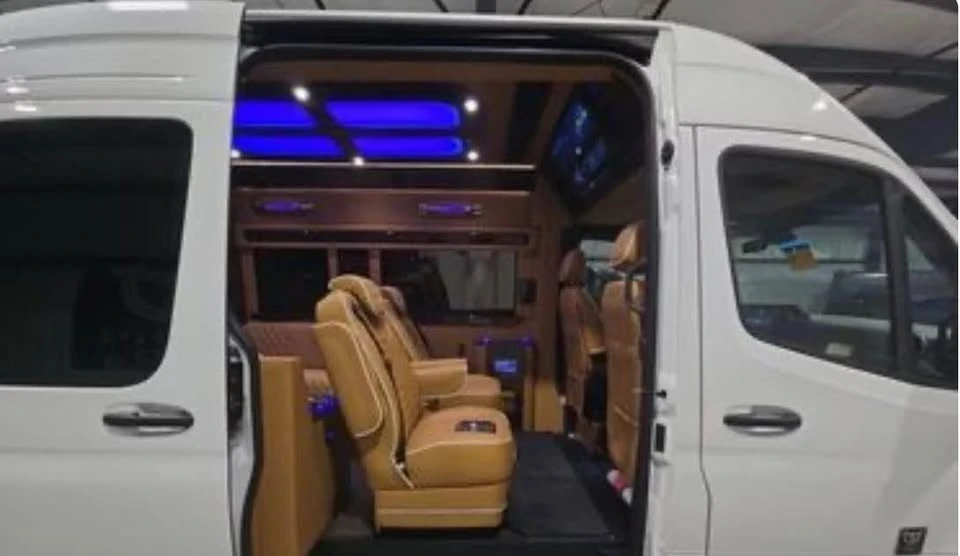 2026 Mercedes-Benz VS30 Sprinter - Image 6 of 19