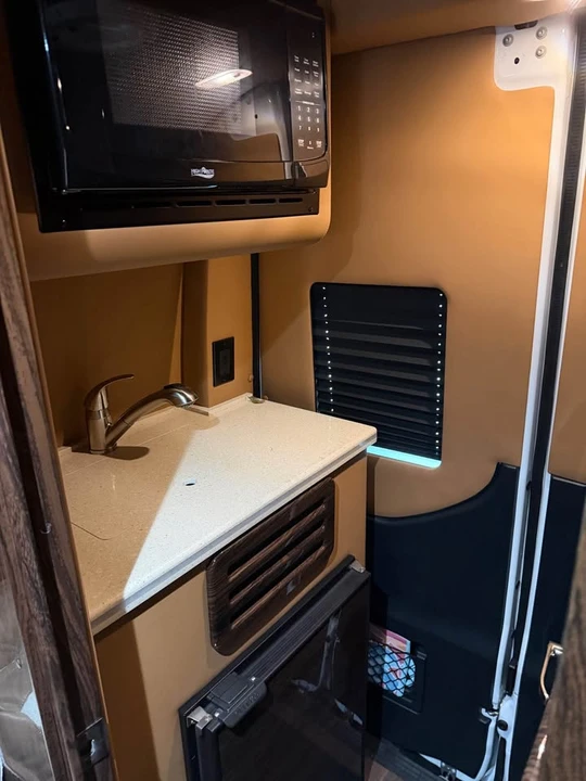 2026 Mercedes-Benz VS30 Sprinter - Image 18 of 19