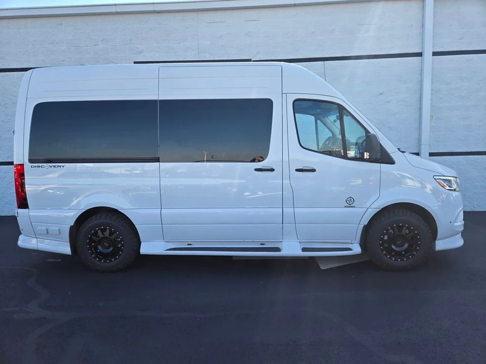 2026 Mercedes-Benz VS30 Sprinter - Image 6 of 12