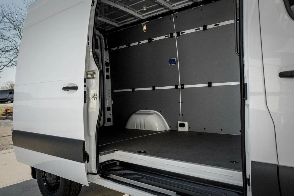 2026 Mercedes-Benz VS30 Sprinter - Image 10 of 30