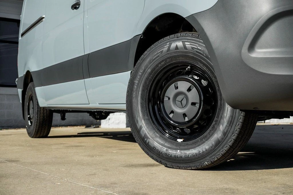 2026 Mercedes-Benz VS30 Sprinter - Image 7 of 30