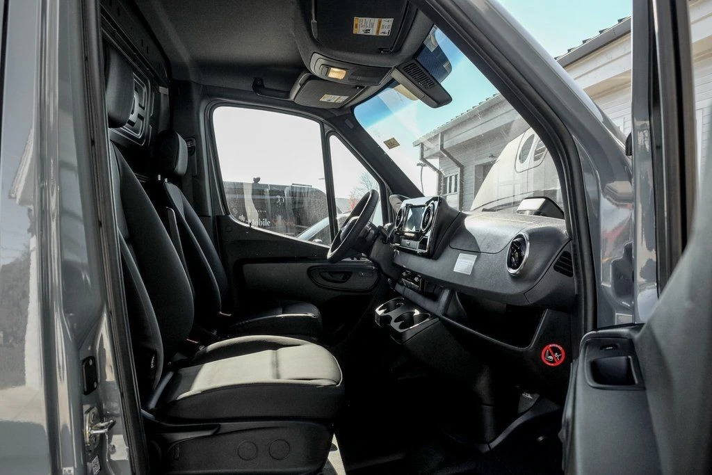 2026 Mercedes-Benz VS30 Sprinter - Image 18 of 30