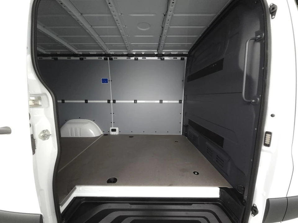 2026 Mercedes-Benz VS30 Sprinter - Image 26 of 31