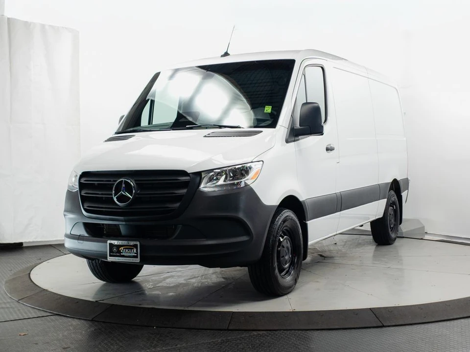 2026 Mercedes-Benz VS30 Sprinter - Image 3 of 31