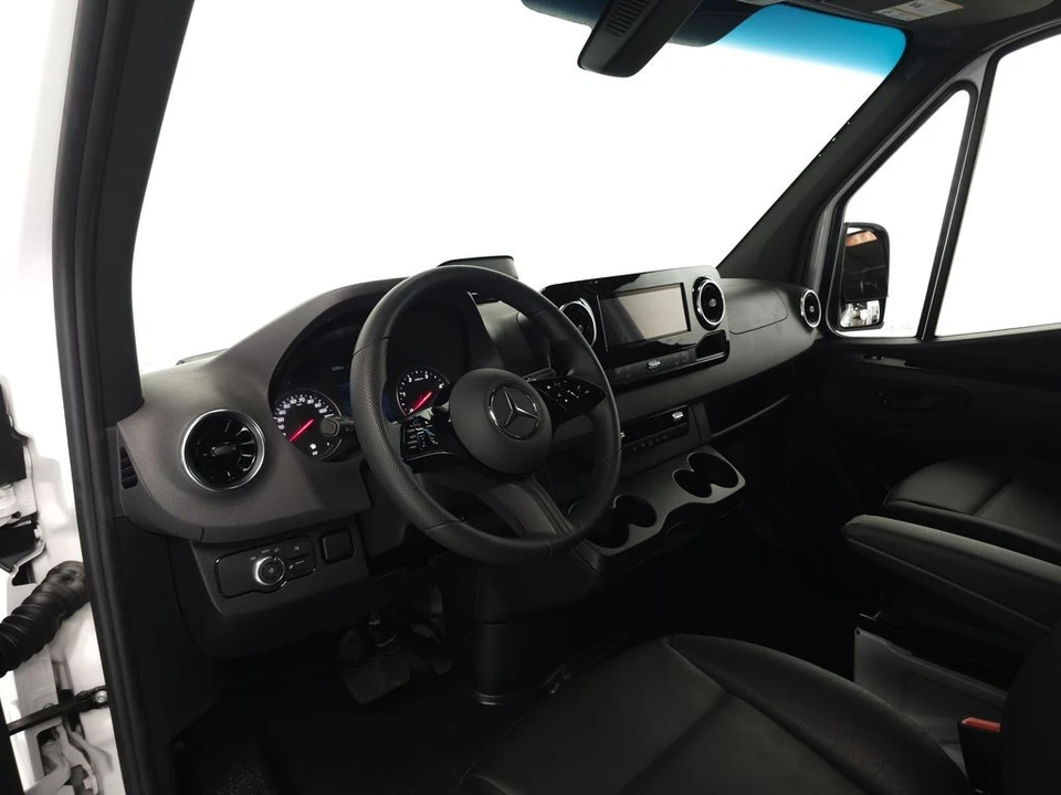 2026 Mercedes-Benz VS30 Sprinter - Image 8 of 31