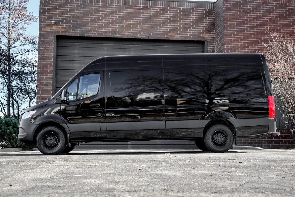 2026 Mercedes-Benz VS30 Sprinter - Image 3 of 21
