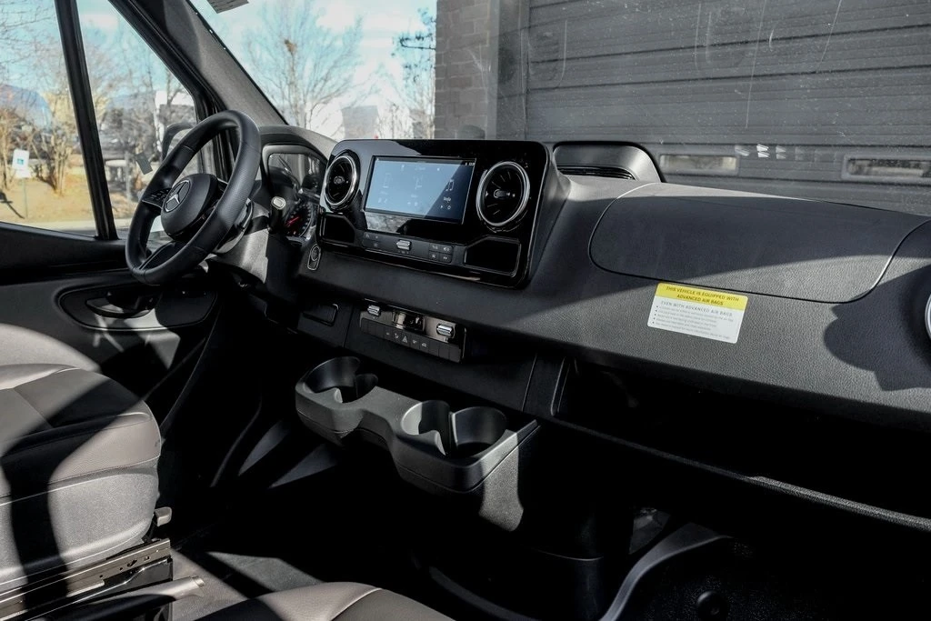 2026 Mercedes-Benz VS30 Sprinter - Image 19 of 21