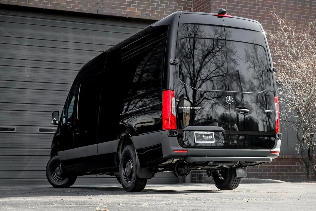 2026 Mercedes-Benz VS30 Sprinter - Image 2 of 21