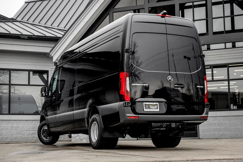 2026 Mercedes-Benz VS30 Sprinter - Image 2 of 21