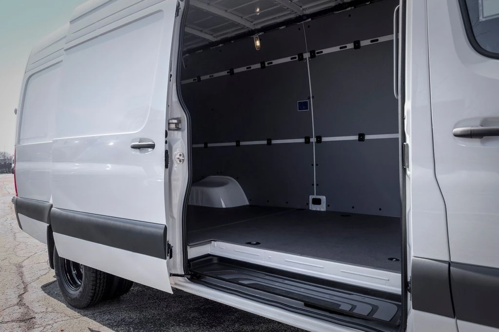 2026 Mercedes-Benz VS30 Sprinter - Image 12 of 21
