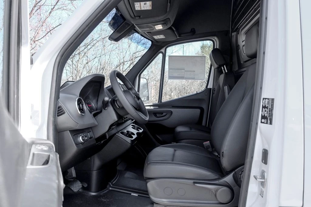 2026 Mercedes-Benz VS30 Sprinter - Image 13 of 21