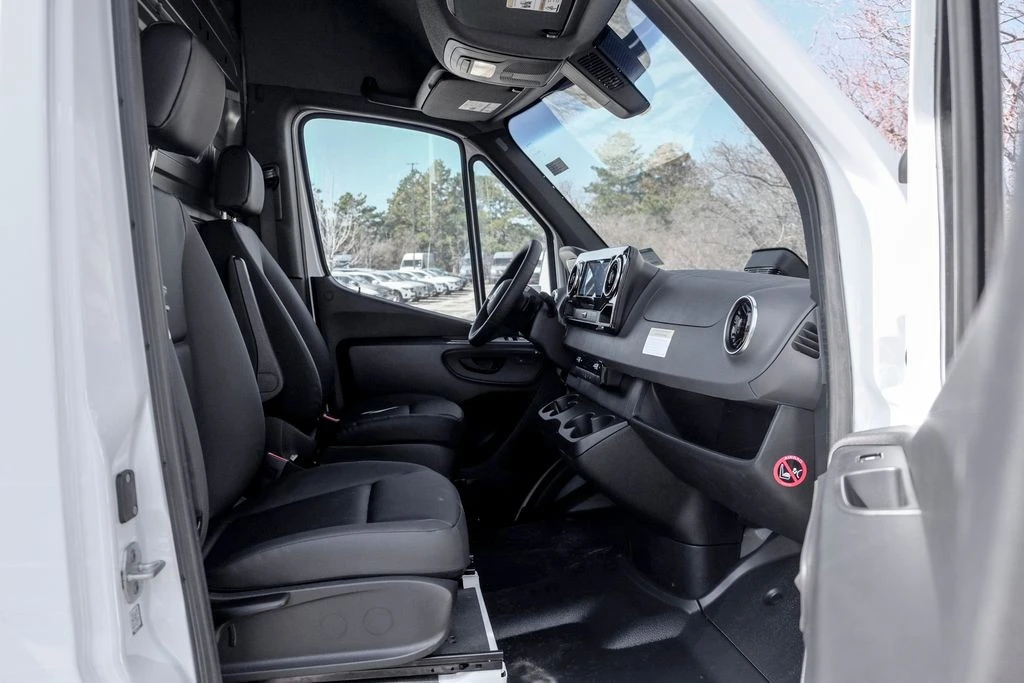 2026 Mercedes-Benz VS30 Sprinter - Image 19 of 21
