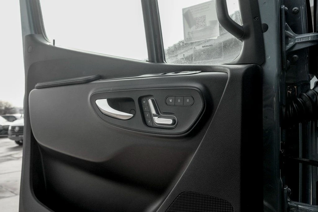2026 Mercedes-Benz VS30 Sprinter - Image 15 of 21