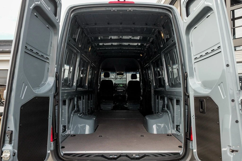 2026 Mercedes-Benz VS30 Sprinter - Image 12 of 21