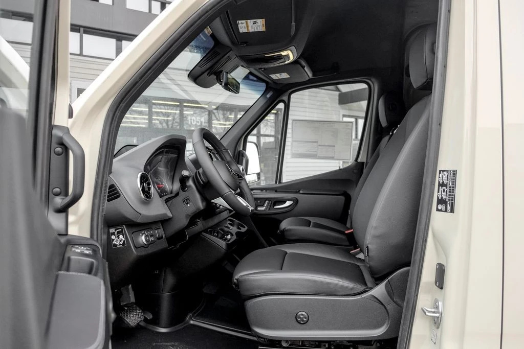 2026 Mercedes-Benz VS30 Sprinter - Image 11 of 21