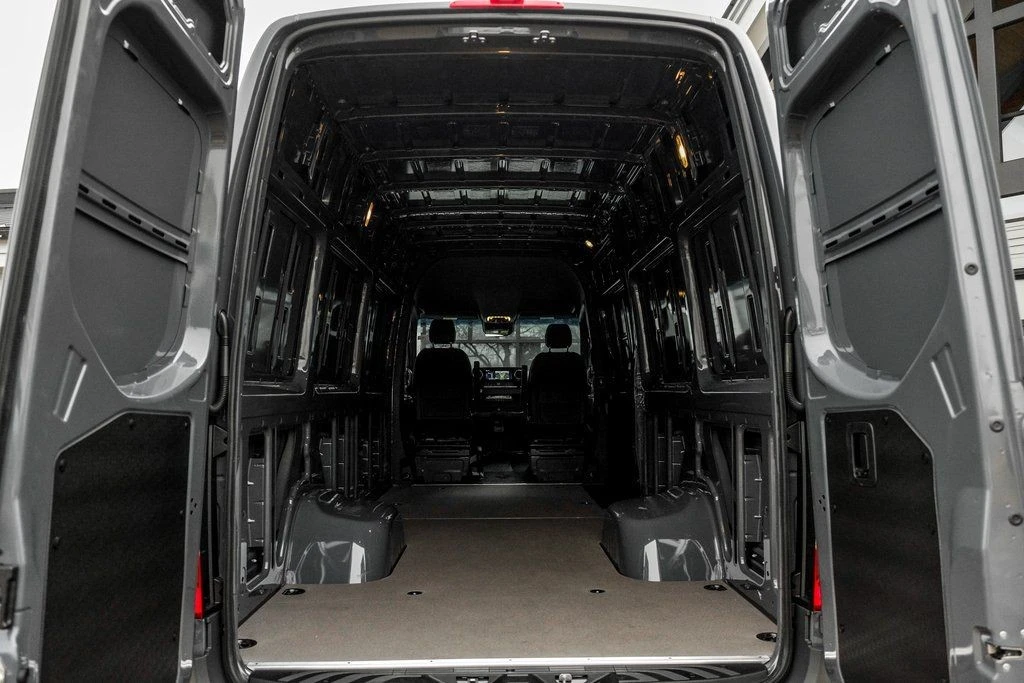 2026 Mercedes-Benz VS30 Sprinter - Image 11 of 21