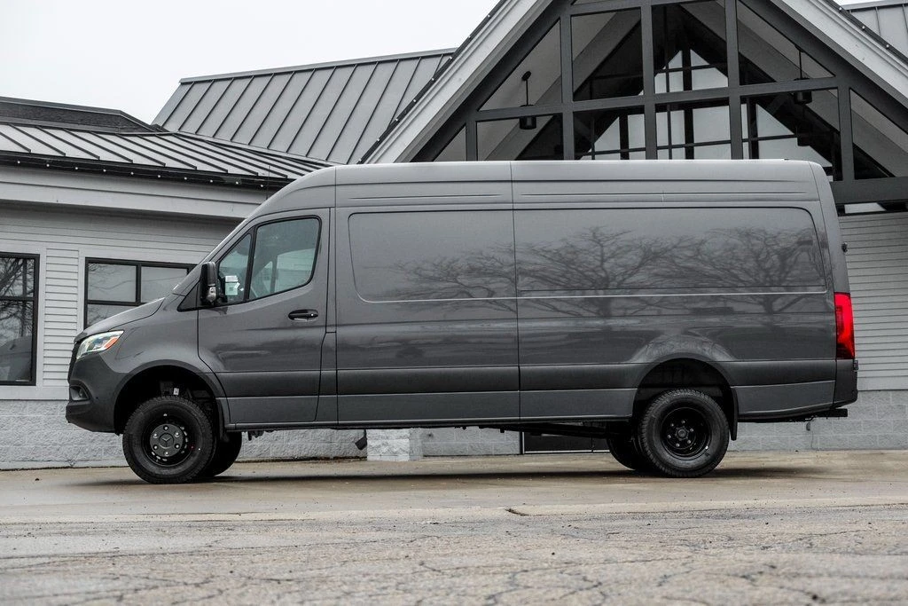 2026 Mercedes-Benz VS30 Sprinter - Image 3 of 21