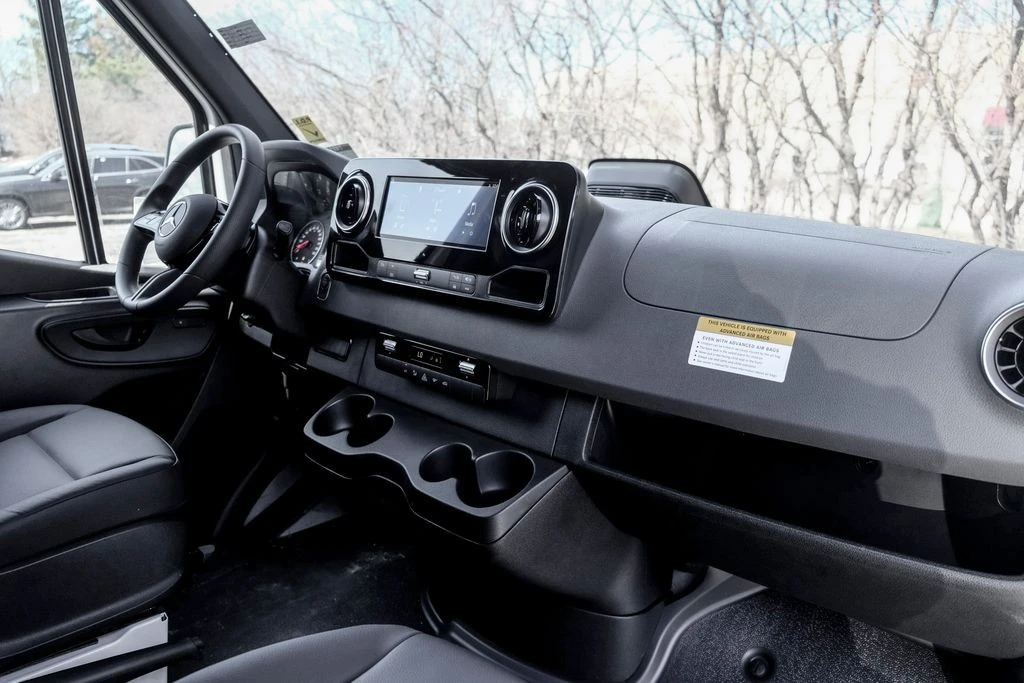 2026 Mercedes-Benz VS30 Sprinter - Image 19 of 21