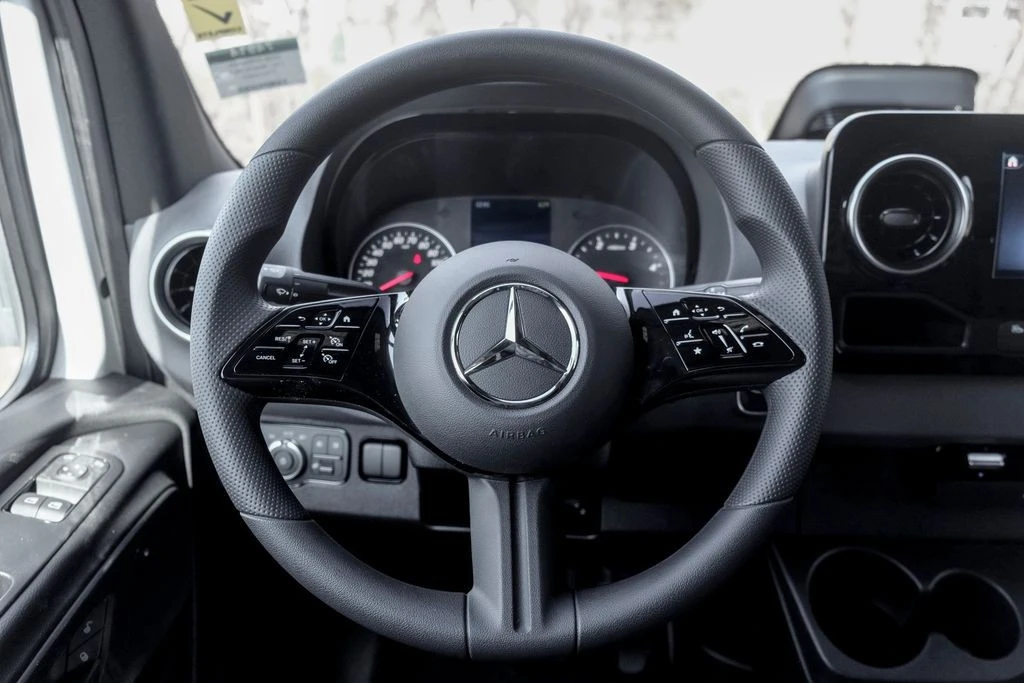 2026 Mercedes-Benz VS30 Sprinter - Image 15 of 21