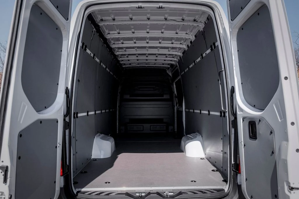 2026 Mercedes-Benz VS30 Sprinter - Image 11 of 21