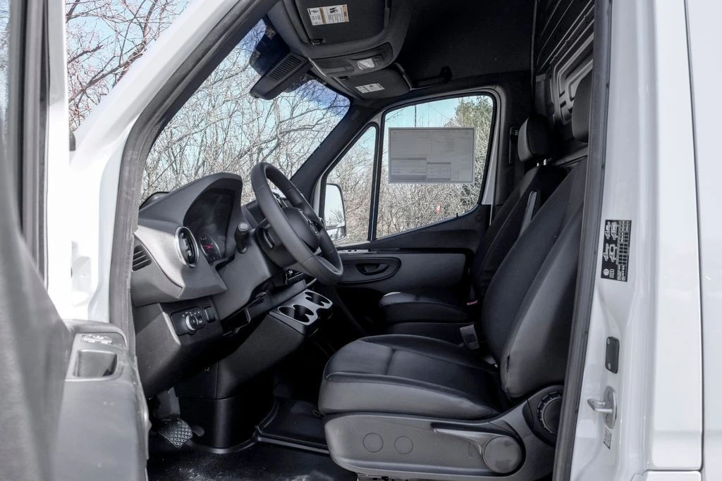 2026 Mercedes-Benz VS30 Sprinter - Image 12 of 21