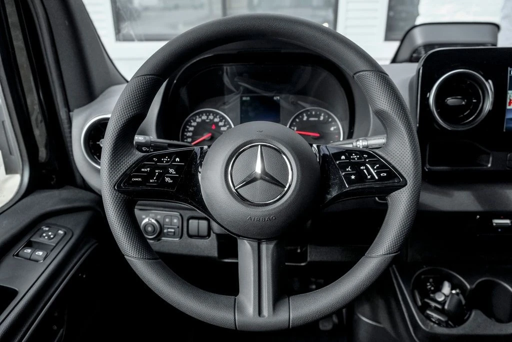 2026 Mercedes-Benz VS30 Sprinter - Image 15 of 21